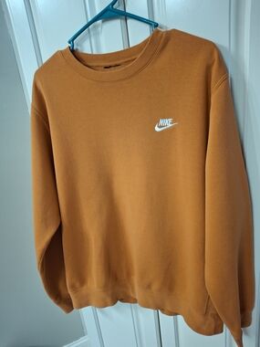 Nike Men’s Orange Crewneck Sweatshirt